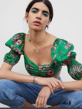 Zara Green Floral Puff-Sleeve Crop Top